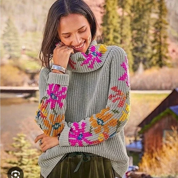 Sundance embroidered cowl-neck sweater Grey Medium - Picture 1 of 8